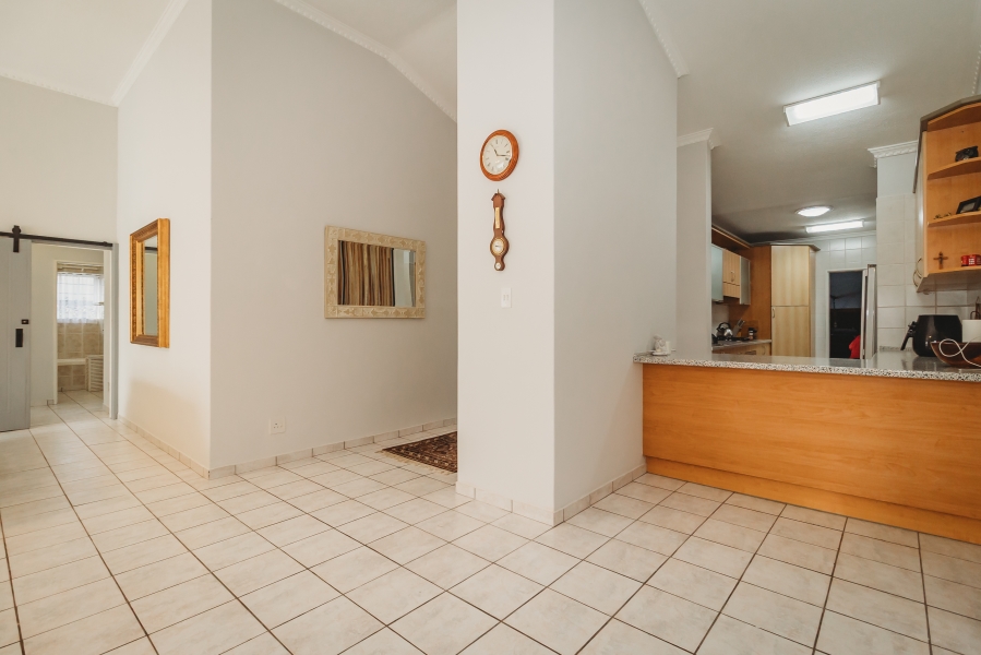 3 Bedroom Property for Sale in King George Park Western Cape